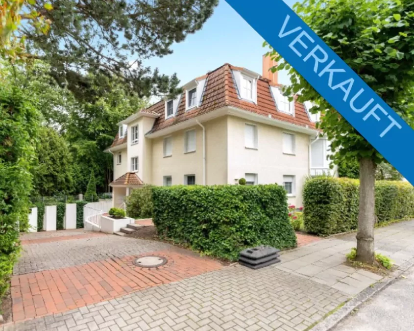 Strandnahe Wohnung mit Tiefgarage, Fahrstuhl, Balkon, Loggia und Weitblick bis zur Ostsee in Travemünde