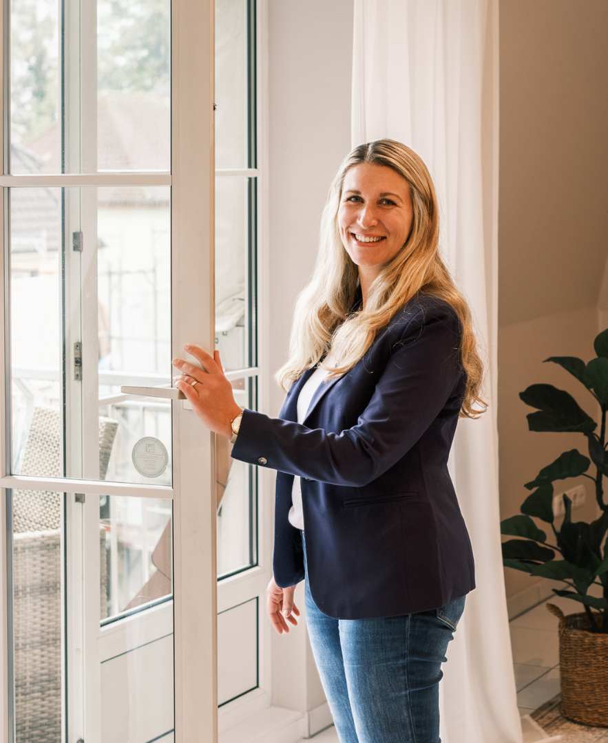 Claussen-Immobilien-Bianca-Header-Erfolgreich-verkaufen