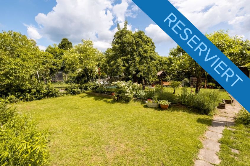 003-BRC: 2 Zimmer Eigentumswohnung mit Balkon und malerischem Ausblick im 1. Obergeschoss – reserviert