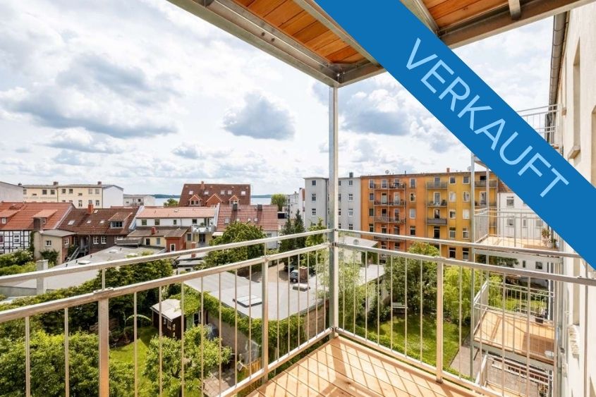 009-BRC: 2 Zimmer Eigentumswohnung mit Balkon – Ihr Logenplatz mit Blick auf einen bezaubernden Garten – verkauft