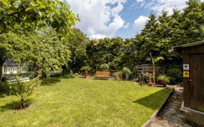 011-BRC: 2 Zimmer Eigentumswohnung im 3. Obergeschoss mit Balkon und malerischem Ausblick