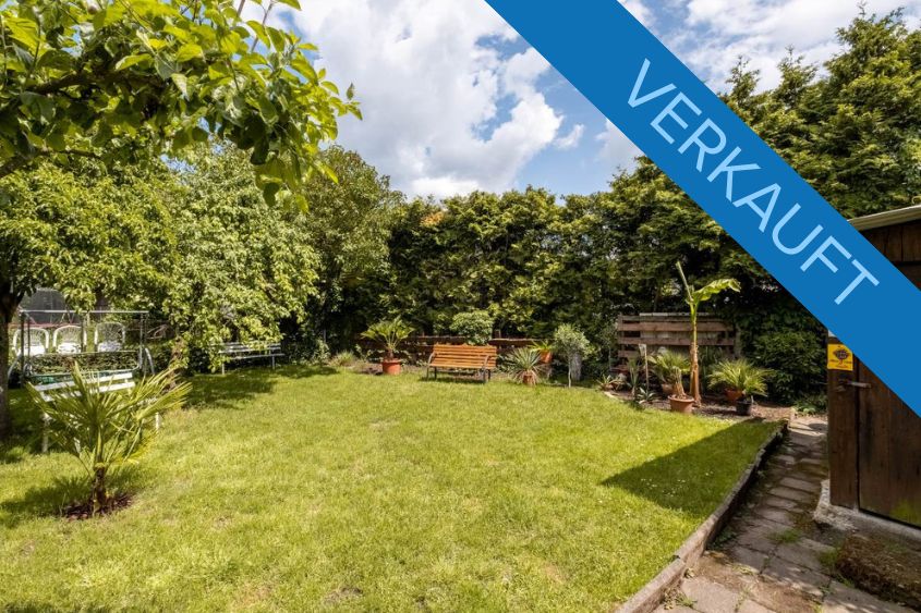 011-BRC: 2 Zimmer Eigentumswohnung im 3. Obergeschoss mit Balkon und malerischem Ausblick – verkauft