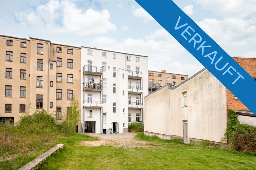 008-WTT: Sonnenverwöhnt & stilvoll: 3 Zimmer Wohnung mit Südbalkon und neuer Küche, frei zum Einzug – verkauft