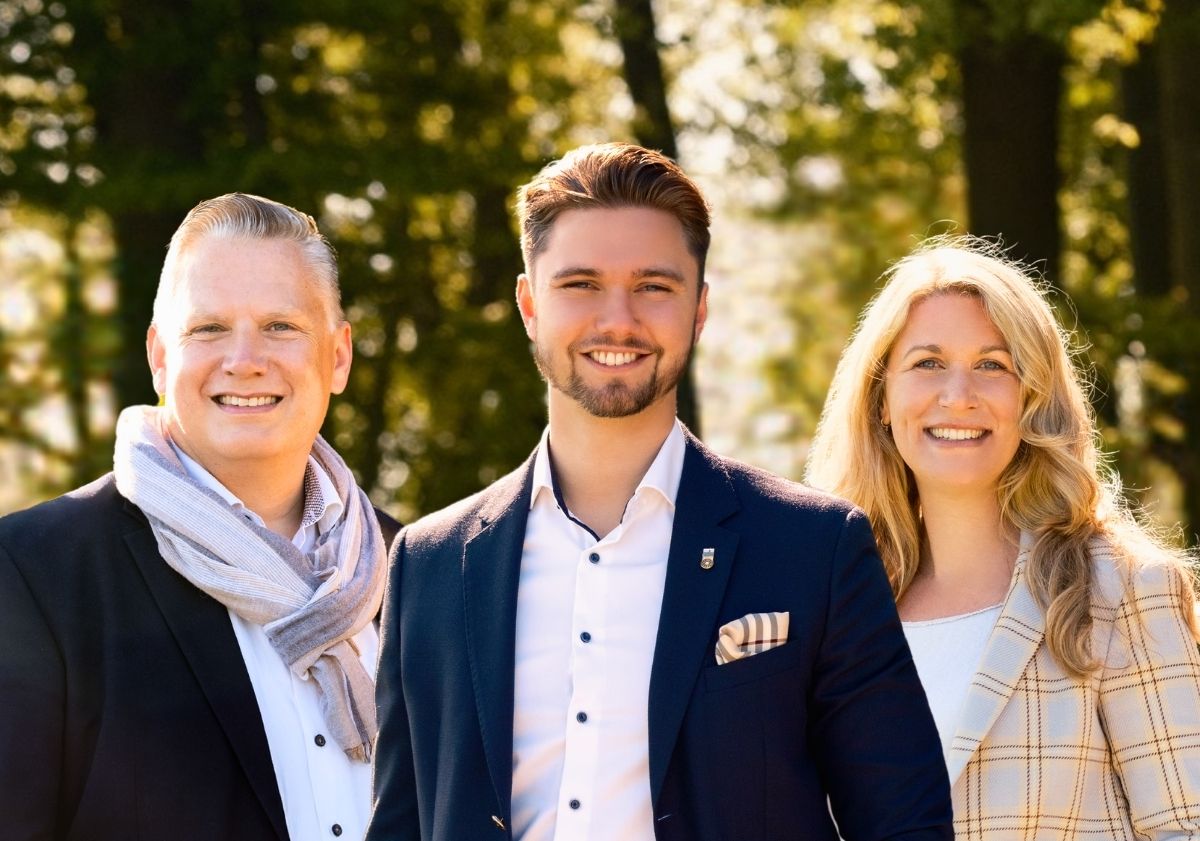 Claussen-Immobilien-Kontaktfoto-Schwerin-Team-2025