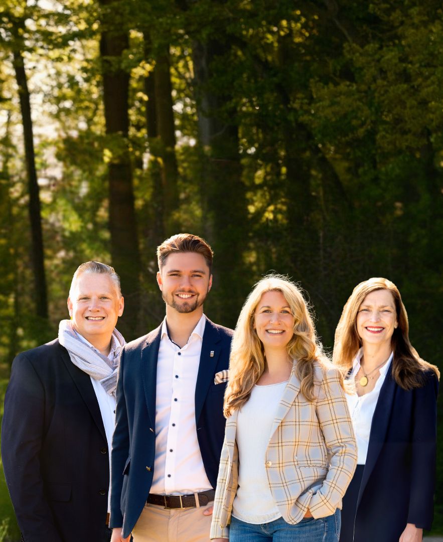 Claussen-Immobilien-Kontaktfoto-Ueber-uns-2025