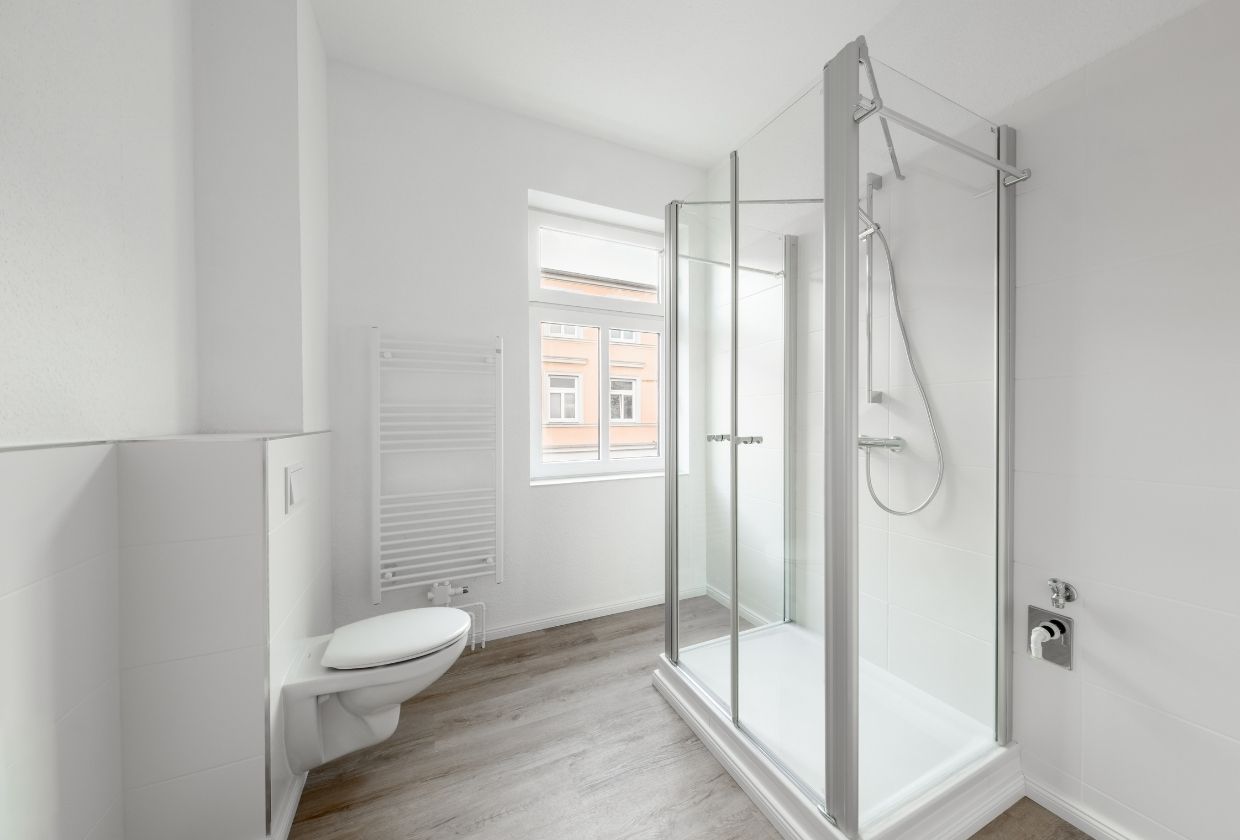 Claussen-Immobilien-005-GRW-Schwerin-Badezimmer