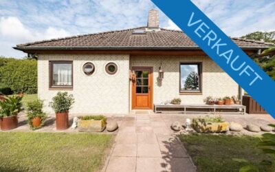 Exklusive Lage oberhalb des Grömitzer Yachthafens – Bungalow mit großem, blickgeschütztem Garten