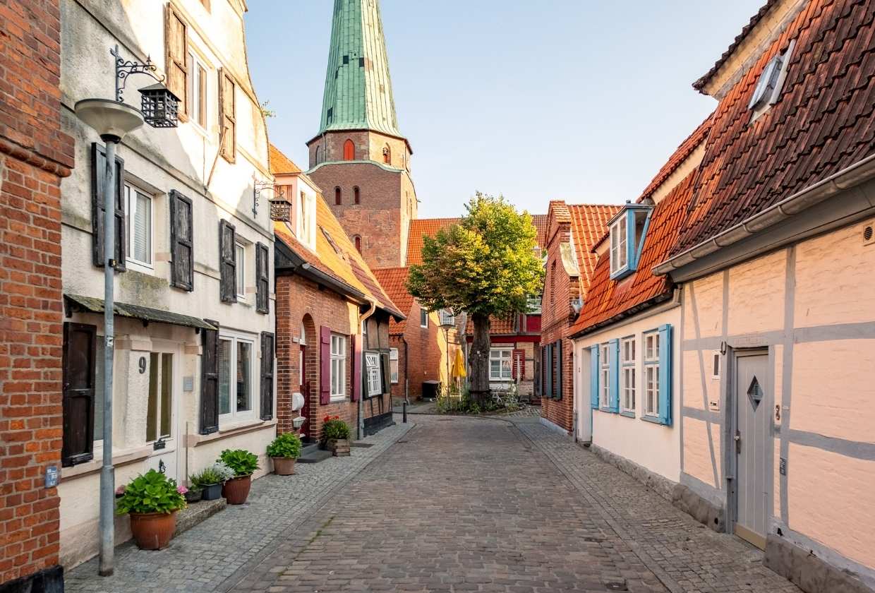 Claussen-Immobilien-Leistungen-fuer-Bautraeger-gewerbliche-Ferienwohnungen