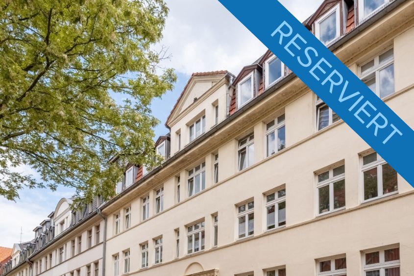 008-BRC: 2 Zimmer Eigentumswohnung mit Balkon – Lieblingsplatz mit Blick auf einen wunderschönen Garten – reserviert